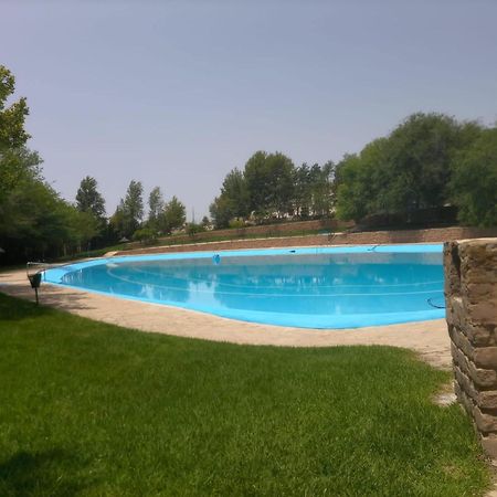 Cuevas El Lago De Castilléjar 외부 사진